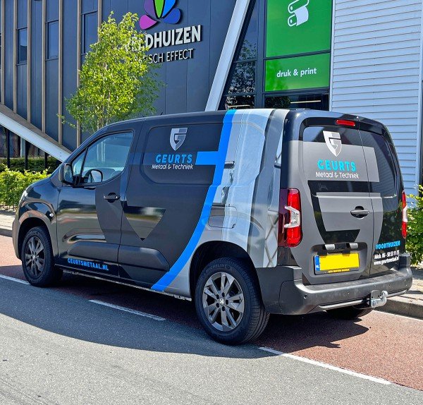 Bedrijfswagen-belettering - Veldhuizen Grafisch Effect - Barneveld